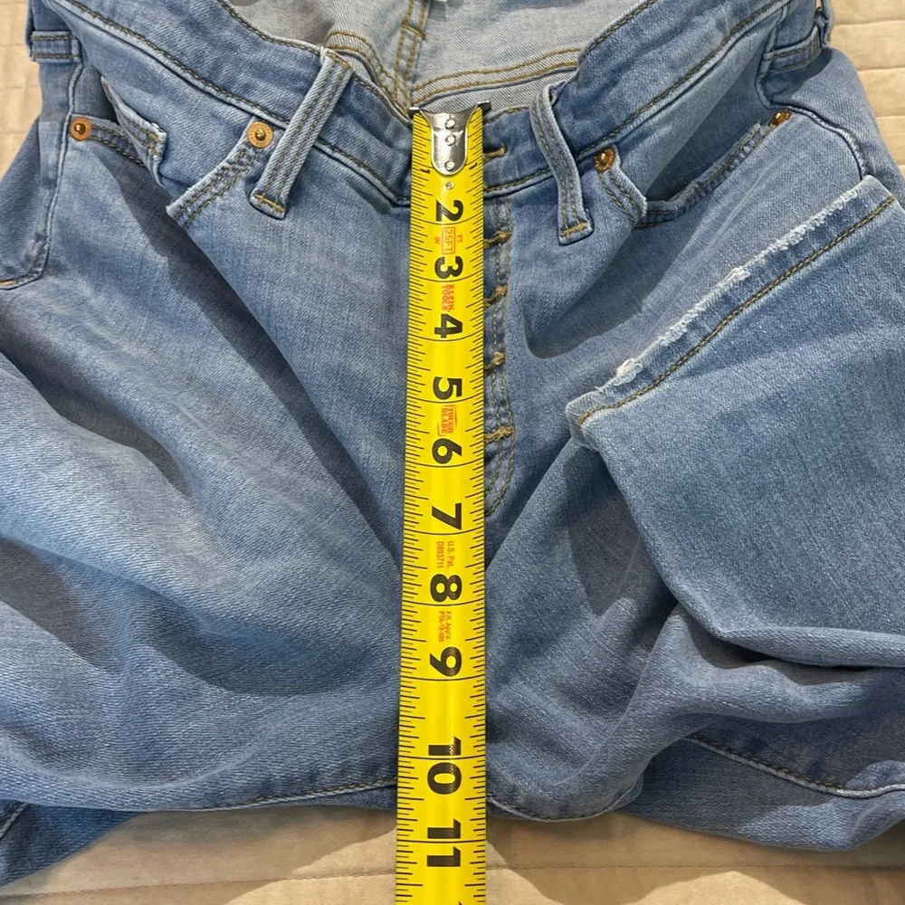 Universal Thread WOMENS SIZE 6/28R Blue High Rise SKINNY DISTRESSED JEANS